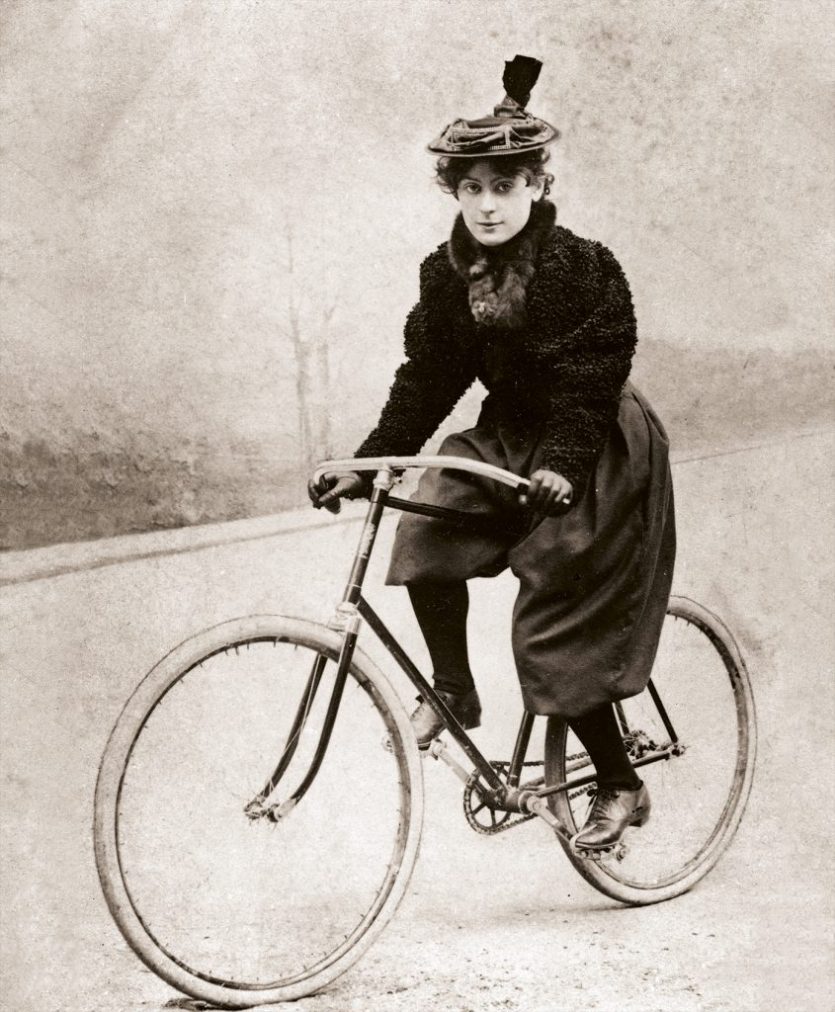 A primeira Mulher Ciclista da Inglaterra